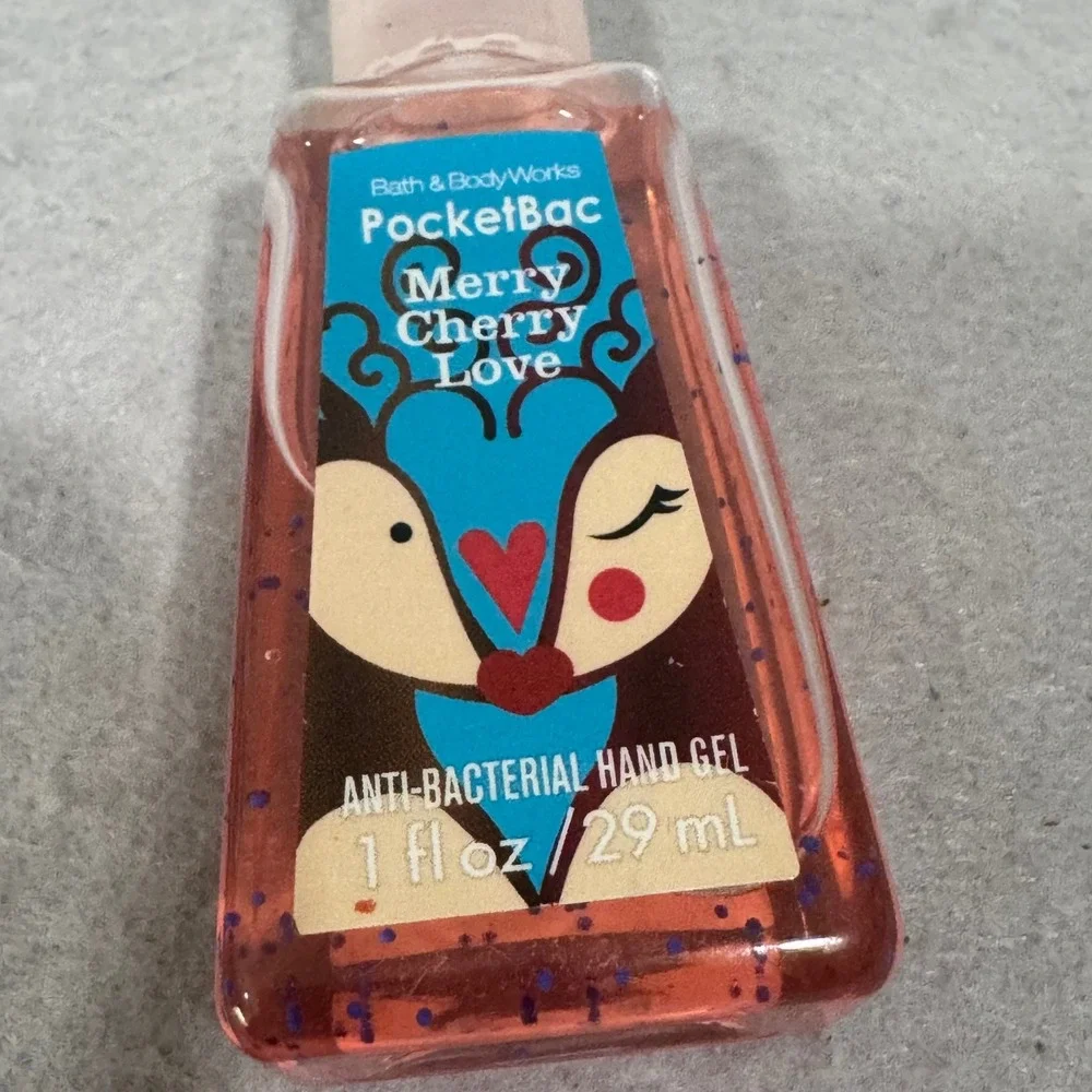 Bath & Body Works PocketBac Hand Sanitizer Pink Merry Cherry Love 1oz